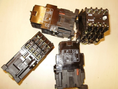 Contactor ABB KE44E 240-690V AC15/ 2-4A 10A 600V